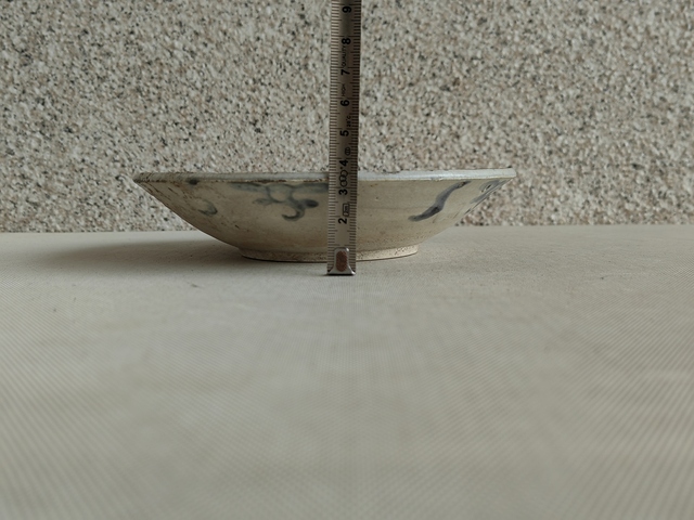 古玩陶瓷青花盤真品鑒賞圖