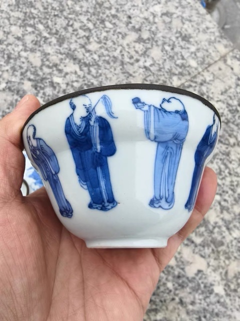 古玩陶瓷青花蓋碗真品鑒賞圖