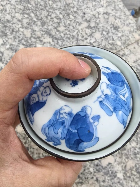 古玩陶瓷青花蓋碗真品鑒賞圖