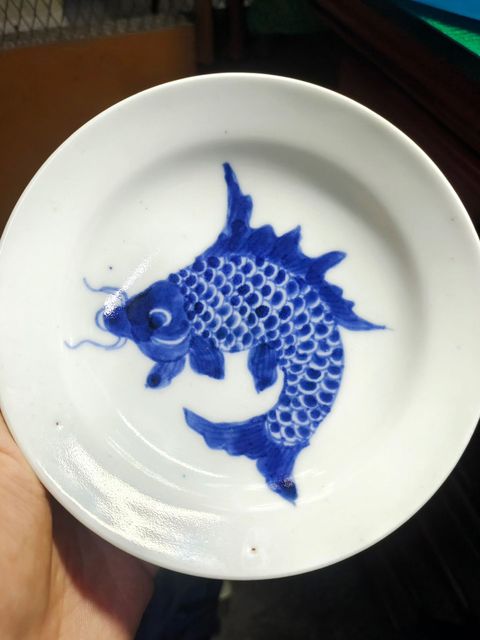 古玩陶瓷魚紋青花盤真品鑒賞圖