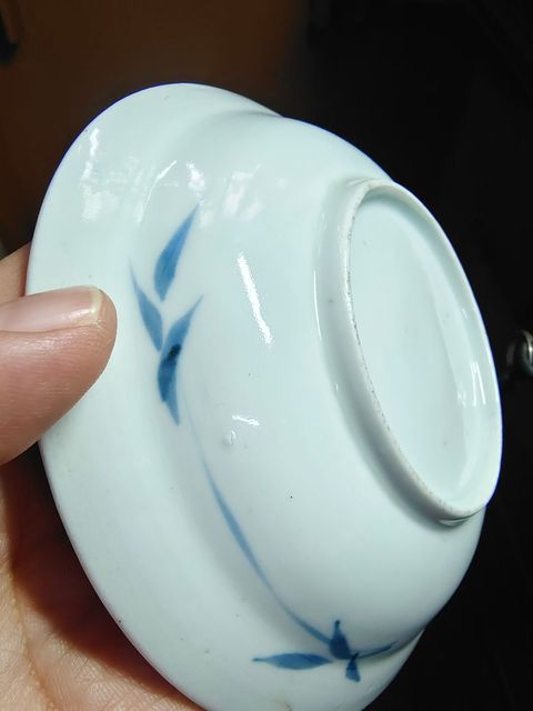 古玩陶瓷魚紋青花盤真品鑒賞圖