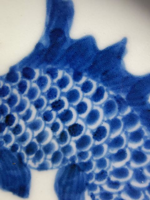 古玩陶瓷魚紋青花盤真品鑒賞圖