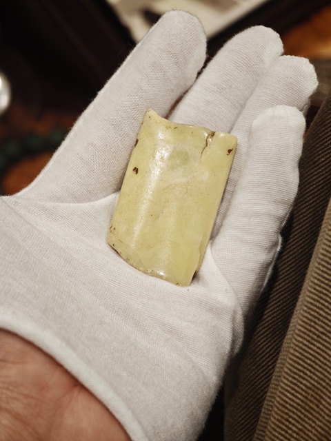 古玩玉器古玉扁珠真品鑒賞圖