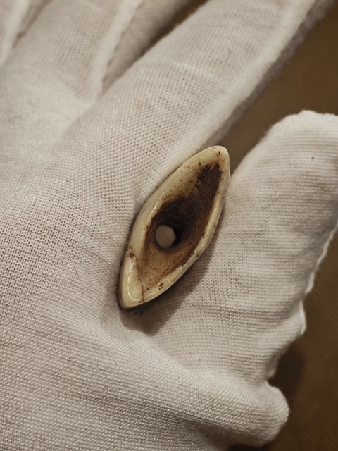 古玩玉器古玉扁珠真品鑒賞圖