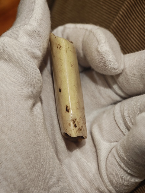 古玩玉器古玉扁珠真品鑒賞圖