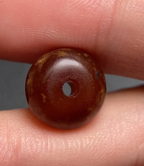 古玩玉器紅瑪瑙珠真品鑒賞圖