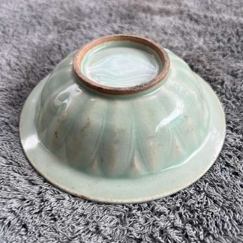 古玩陶瓷龍泉窯連年有余青釉洗真品鑒賞圖