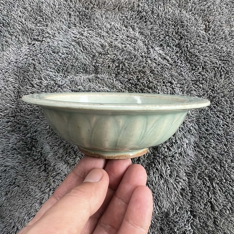 古玩陶瓷龍泉窯連年有余青釉洗真品鑒賞圖