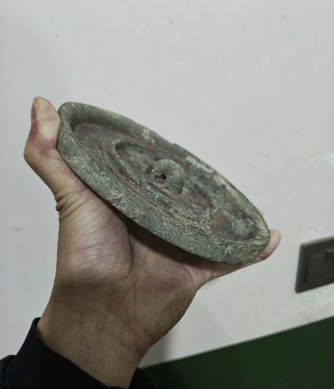 古玩銅器明代旋紋鏡真品鑒賞圖