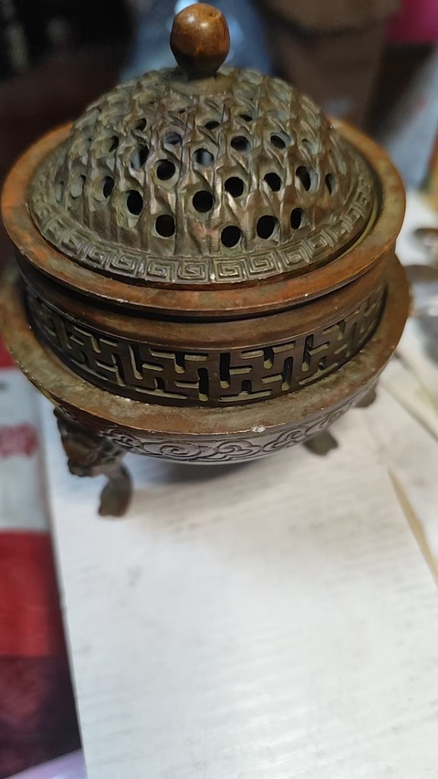 古玩銅器現(xiàn)代工藝品熏爐真品鑒賞圖