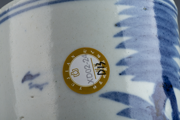 古玩陶瓷清中期·青花人物故事紋筆筒真品鑒賞圖