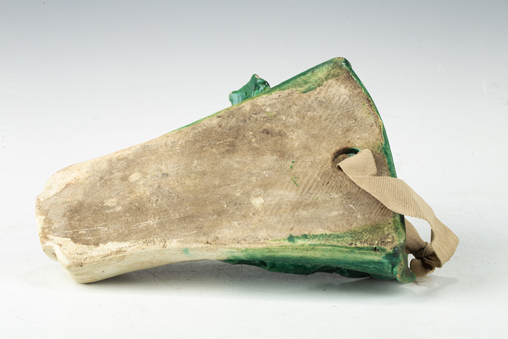 古玩陶瓷民國·綠彩白菜壁瓶真品鑒賞圖