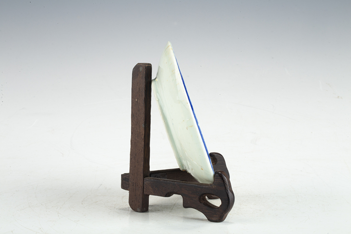 古玩陶瓷·青花團鶴紋小盤
真品鑒賞圖