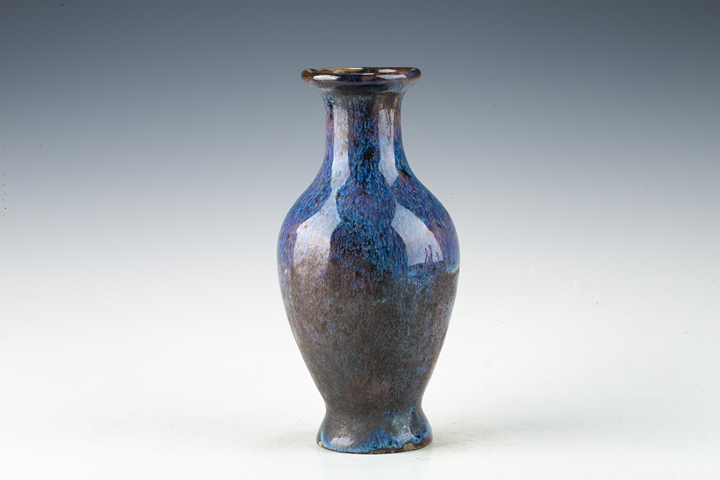 古玩陶瓷民國·窯變釉觀音瓶真品鑒賞圖