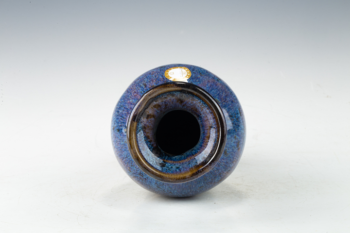 古玩陶瓷民國·窯變釉觀音瓶真品鑒賞圖