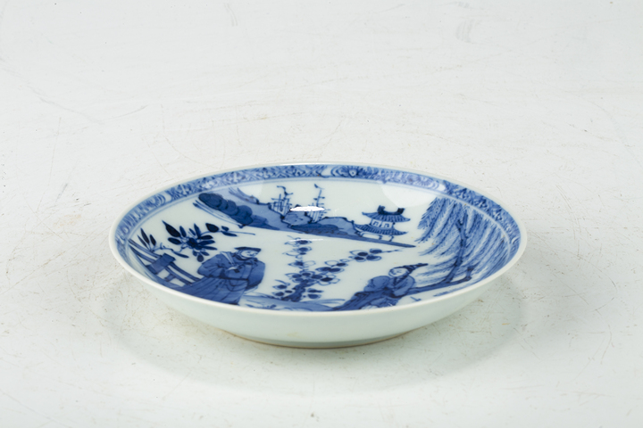 古玩陶瓷清康熙·青花西廂記人物紋小盤
真品鑒賞圖