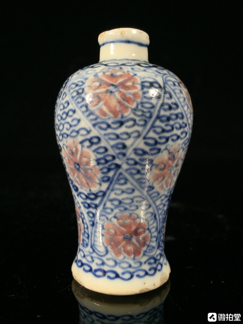 古玩陶瓷青花釉里紅梅瓶式鼻煙壺真品鑒賞圖