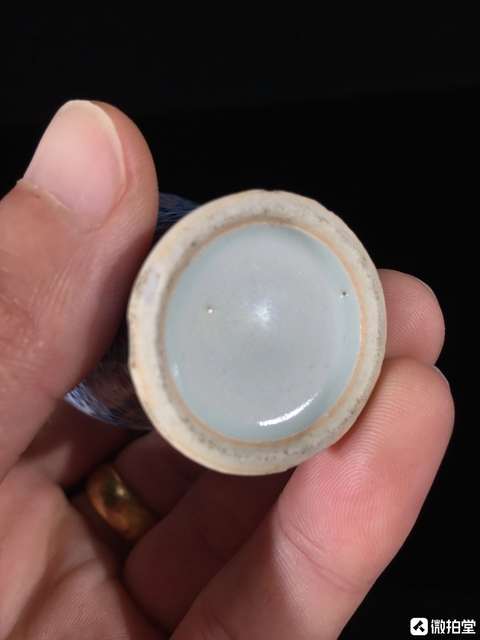 古玩陶瓷青花釉里紅梅瓶式鼻煙壺真品鑒賞圖