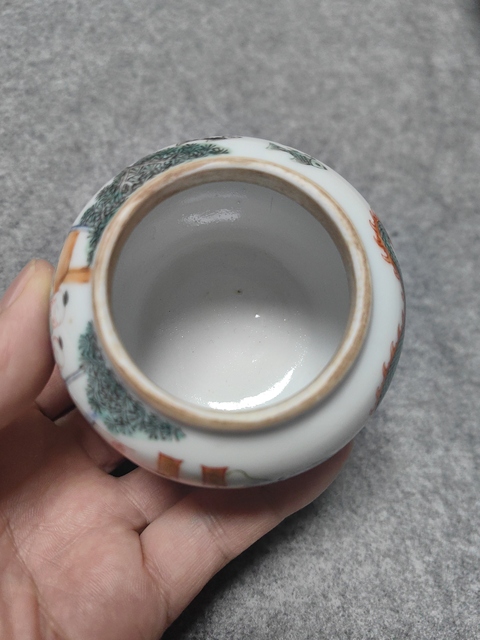 古玩陶瓷粉彩百子鬧龍燈圖紋渣斗真品鑒賞圖