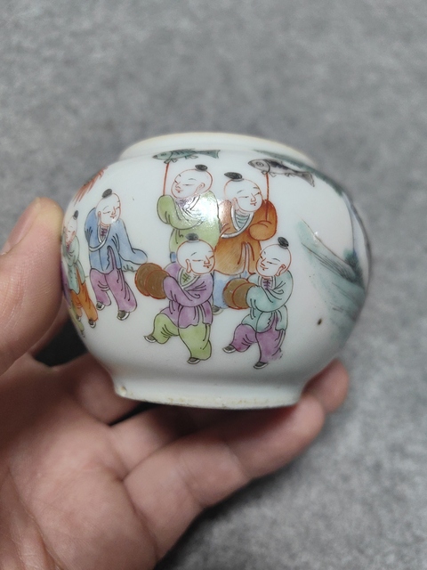 古玩陶瓷粉彩百子鬧龍燈圖紋渣斗真品鑒賞圖