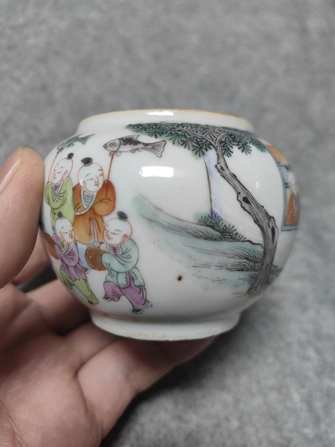 古玩陶瓷粉彩百子鬧龍燈圖紋渣斗真品鑒賞圖