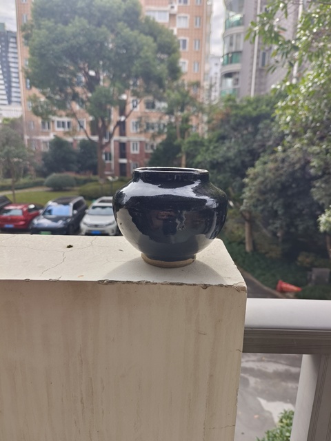 古玩陶瓷磁州窯系黑釉罐真品鑒賞圖