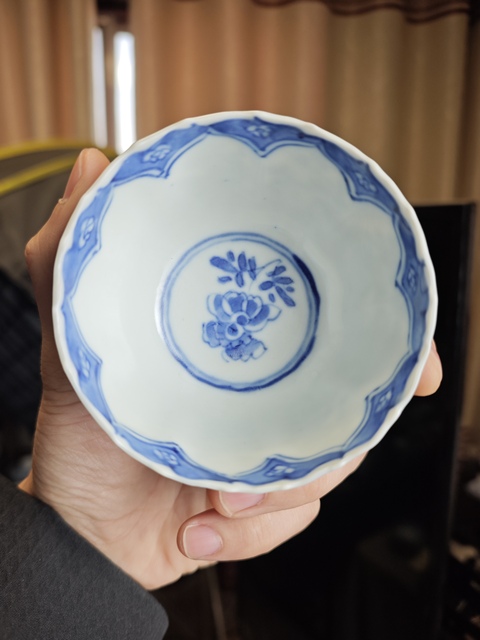 古玩陶瓷康熙青花杯真品鑒賞圖