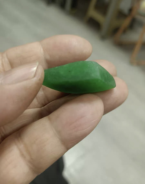 古玩玉器天然翡翠料真品鑒賞圖