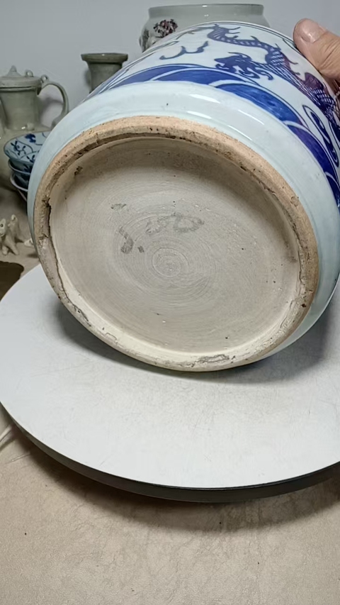 古玩陶瓷青花雙龍戲珠紋爐真品鑒賞圖