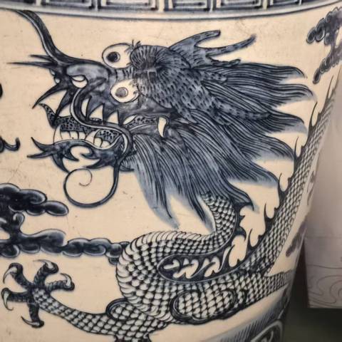 古玩陶瓷龍紋青花香爐真品鑒賞圖