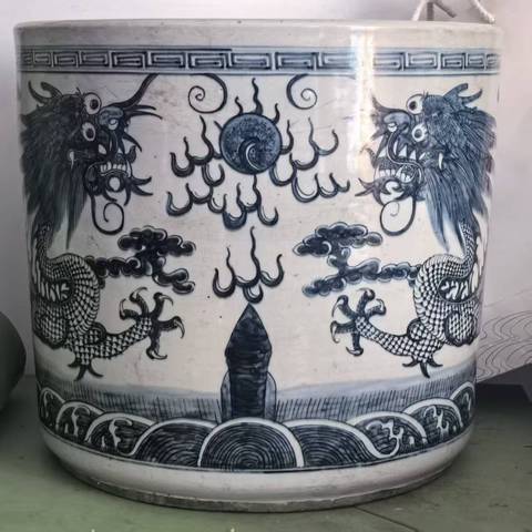 古玩陶瓷龍紋青花香爐真品鑒賞圖