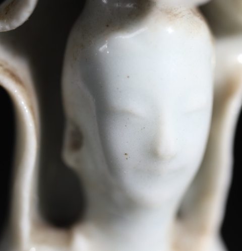 古玩陶瓷德化白瓷觀音菩薩造像真品鑒賞圖