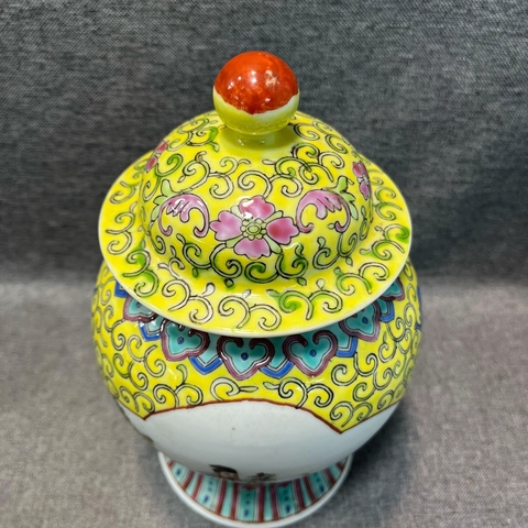 古玩陶瓷人物紋粉彩將軍罐真品鑒賞圖