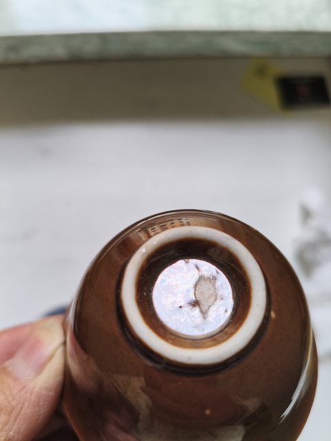 古玩陶瓷外紫金釉內(nèi)青花杯真品鑒賞圖