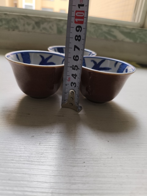 古玩陶瓷外紫金釉內(nèi)青花杯真品鑒賞圖