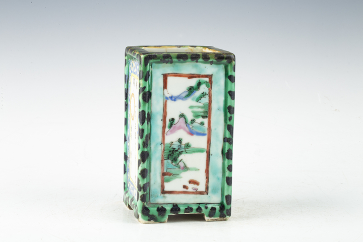 古玩陶瓷清早·粉彩山水詩文四方筆筒真品鑒賞圖