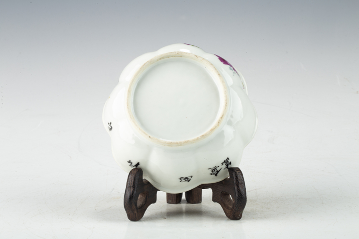 古玩陶瓷民國(guó)·粉彩花卉紋皂盒真品鑒賞圖