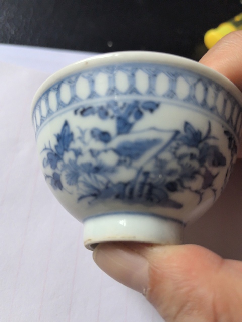 古玩陶瓷青花花鳥詩文茶碗真品鑒賞圖