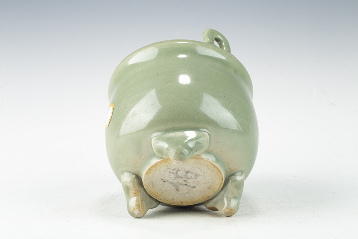古玩陶瓷清·豆青釉雙耳三足爐真品鑒賞圖