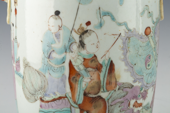 古玩陶瓷清晚·粉彩麒麟送子紋輔首瓶
拍賣，當前價格0元