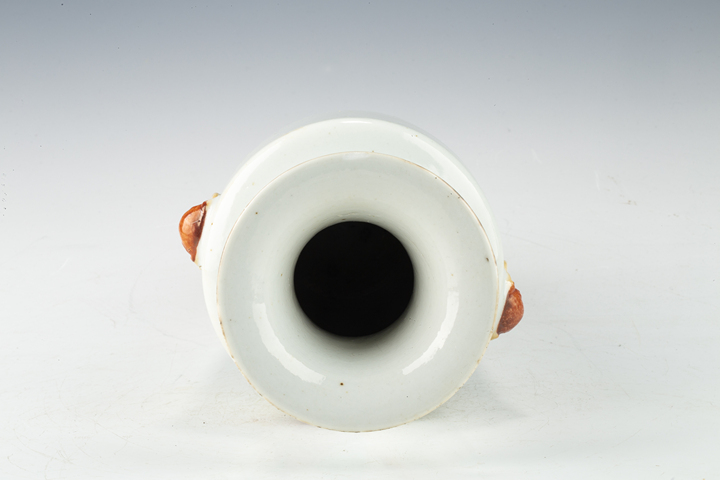 古玩陶瓷清晚·粉彩麒麟送子紋輔首瓶
拍賣，當前價格0元