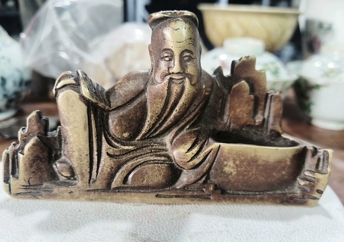 古玩銅器銅人物擺件真品鑒賞圖