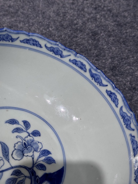 古玩陶瓷花蝶紋青花碗真品鑒賞圖