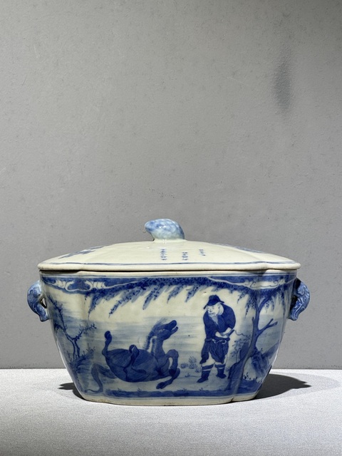 古玩陶瓷青花人物紋神龕恭盒真品鑒賞圖