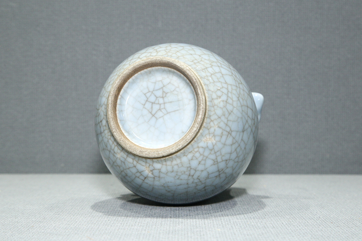 古玩陶瓷清晚期·天藍釉哥釉獸耳尊真品鑒賞圖