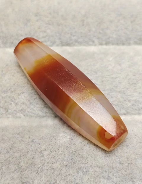 古玩玉器瑪瑙多棱珠真品鑒賞圖