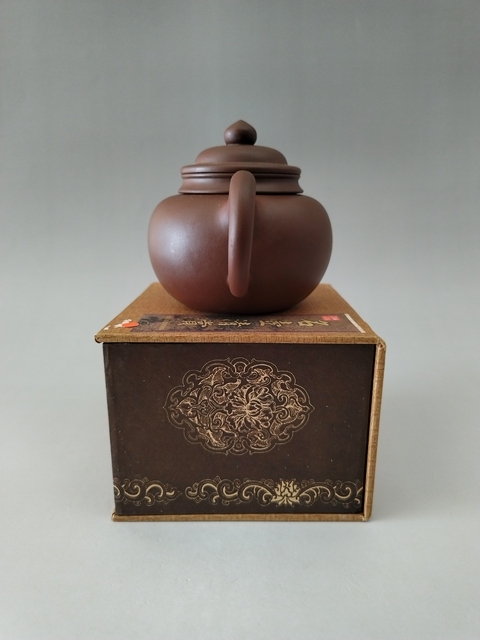 古玩雜項（薛良華）原礦紫泥掇只壺拍賣，當前價格568元