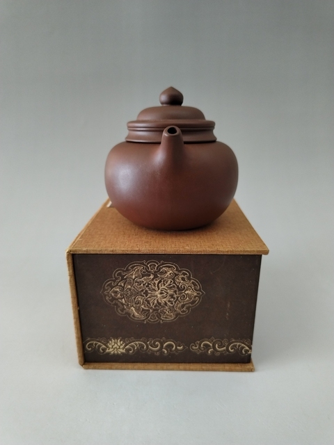 古玩雜項（薛良華）原礦紫泥掇只壺拍賣，當前價格568元