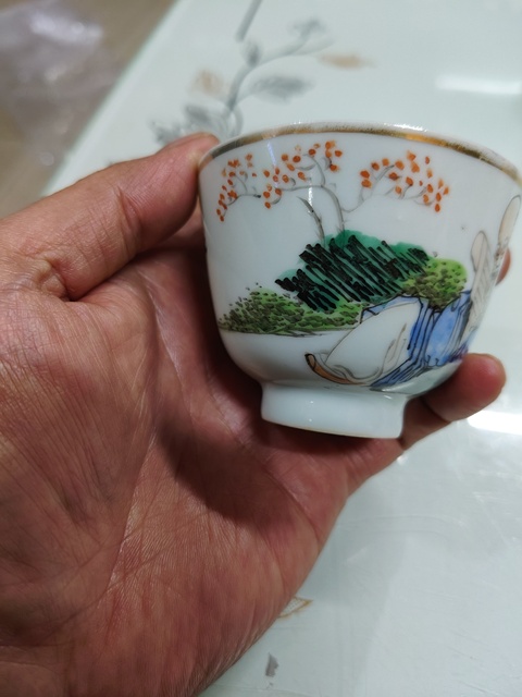 古玩陶瓷民國 淺絳彩人物紋茶杯真品鑒賞圖