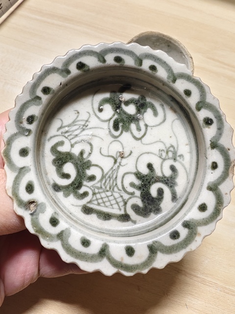 古玩陶瓷青花高足盤真品鑒賞圖